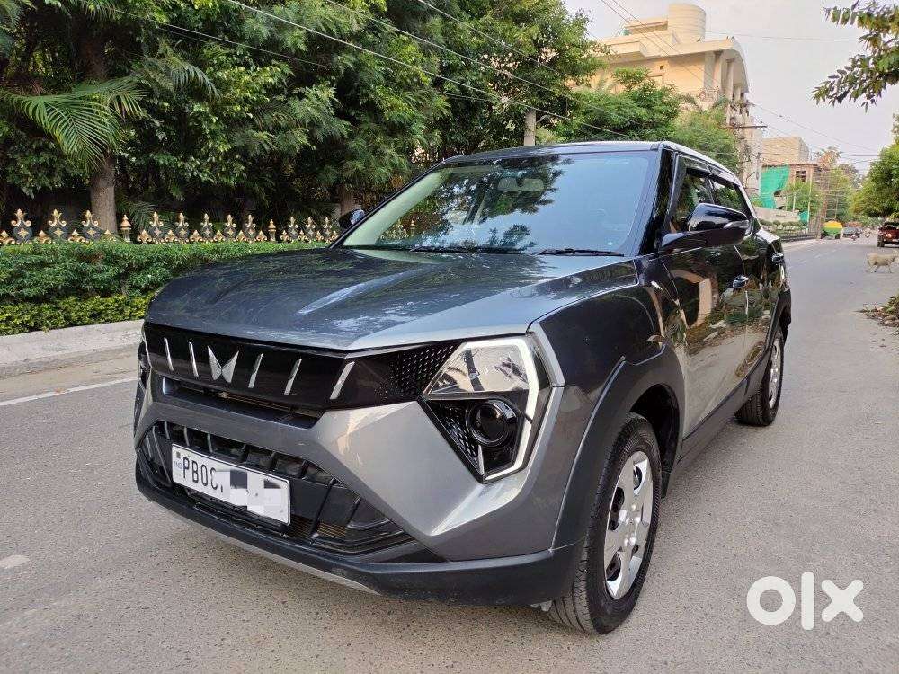 Mahindra Xuv 3xo Mx3, 2025, Petrol