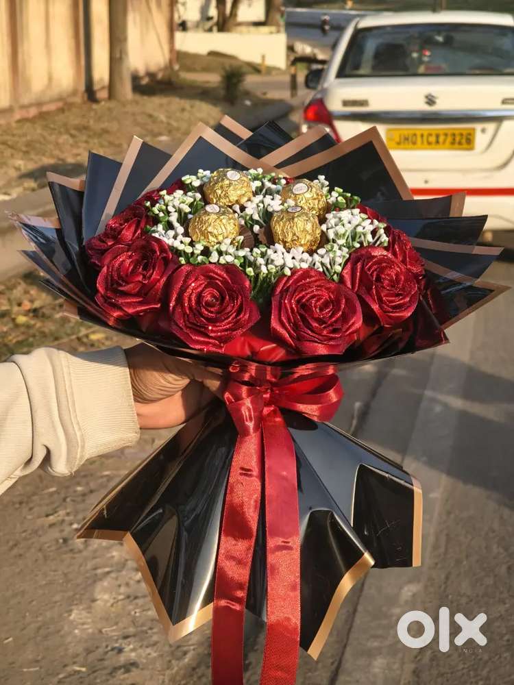 Artificial handmade flowers bouquet