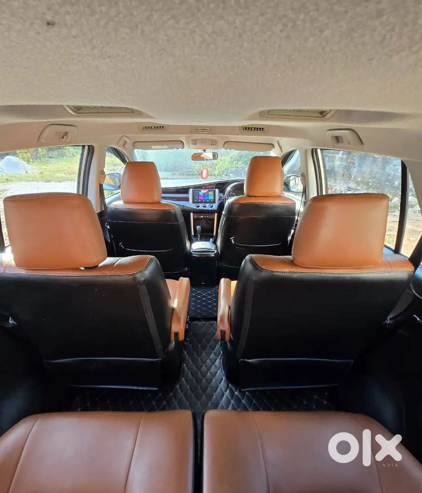 Toyota Innova Crysta 2018 Diesel Well Maintained