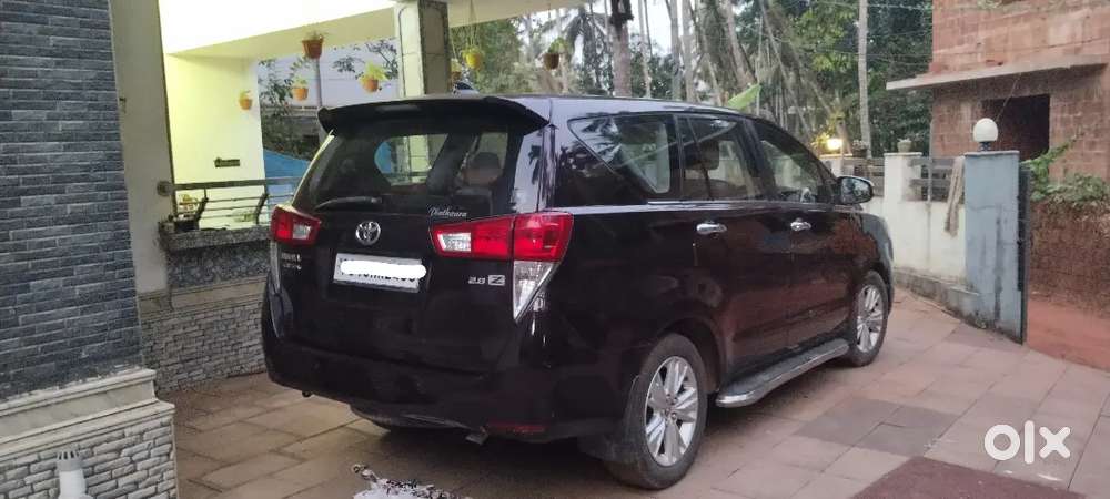 Toyota Innova Crysta 2016 Diesel 190000 Km Driven