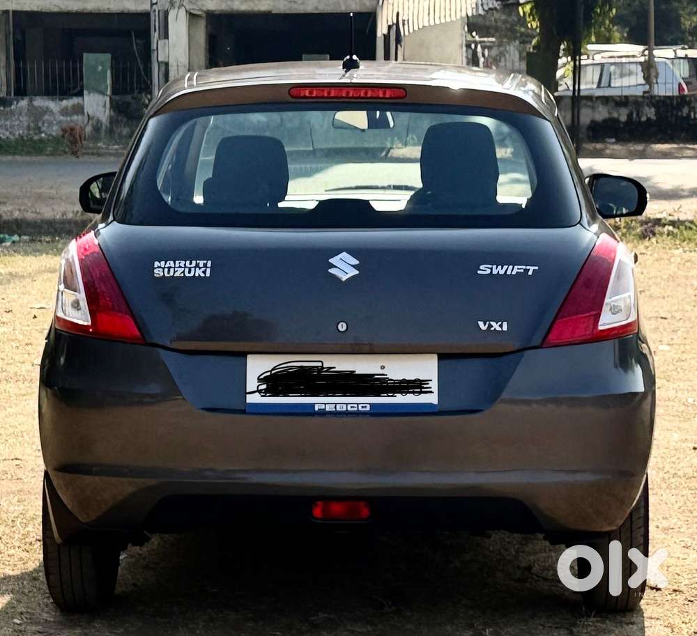 Maruti Suzuki Swift Vxi Optional, 2016, Petrol