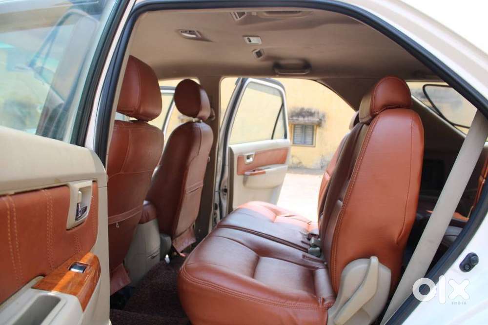 Toyota Fortuner 3.0 4x4 Manual, 2011, Diesel