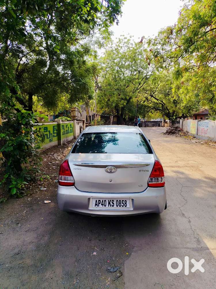 Toyota Etios 2011 Petrol 79000 Km Driven
