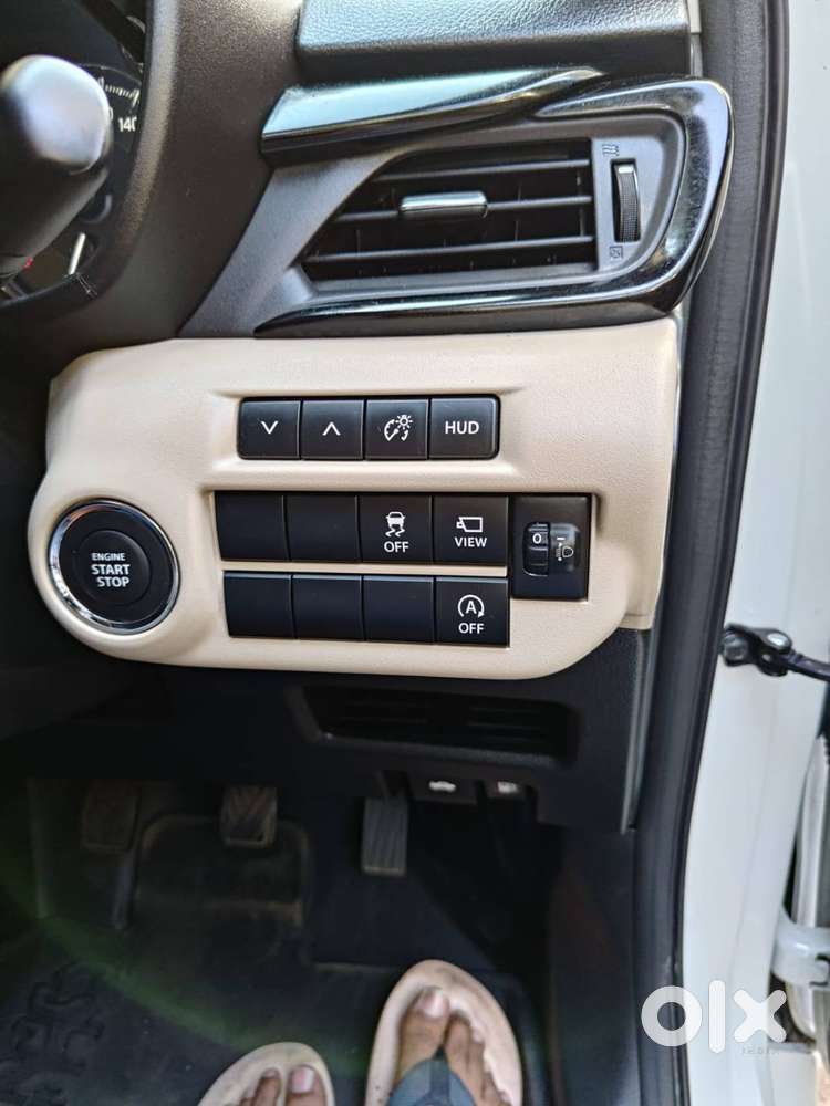 Toyota Glanza 2025 V Mt Petrol Opt Hybrid Just Run 9600 Kms