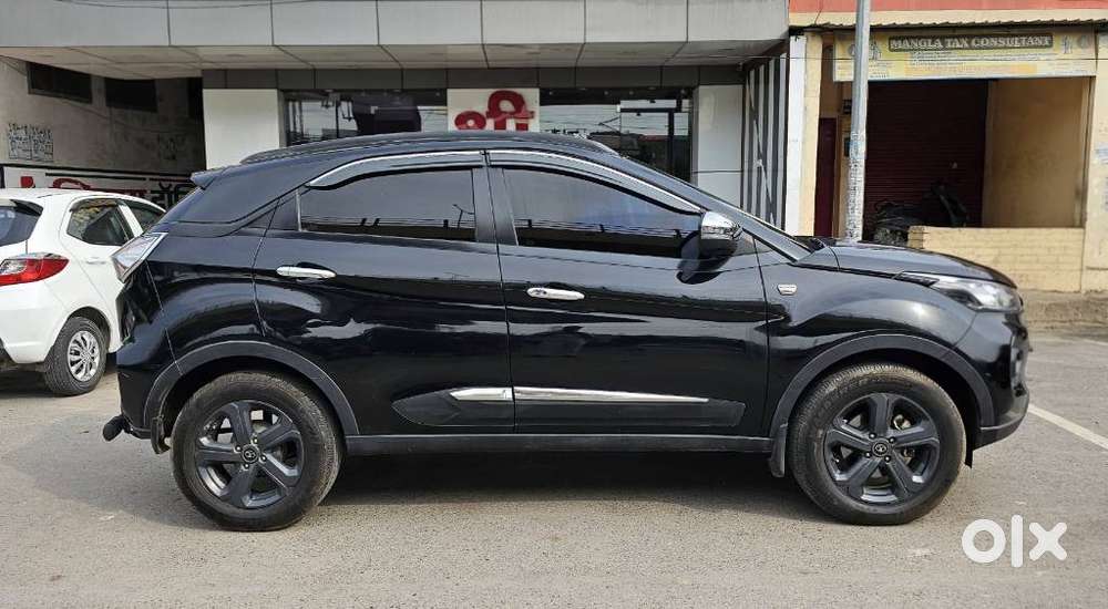 Tata Nexon Xza Plus Diesel Dark Edition, 2022, Diesel