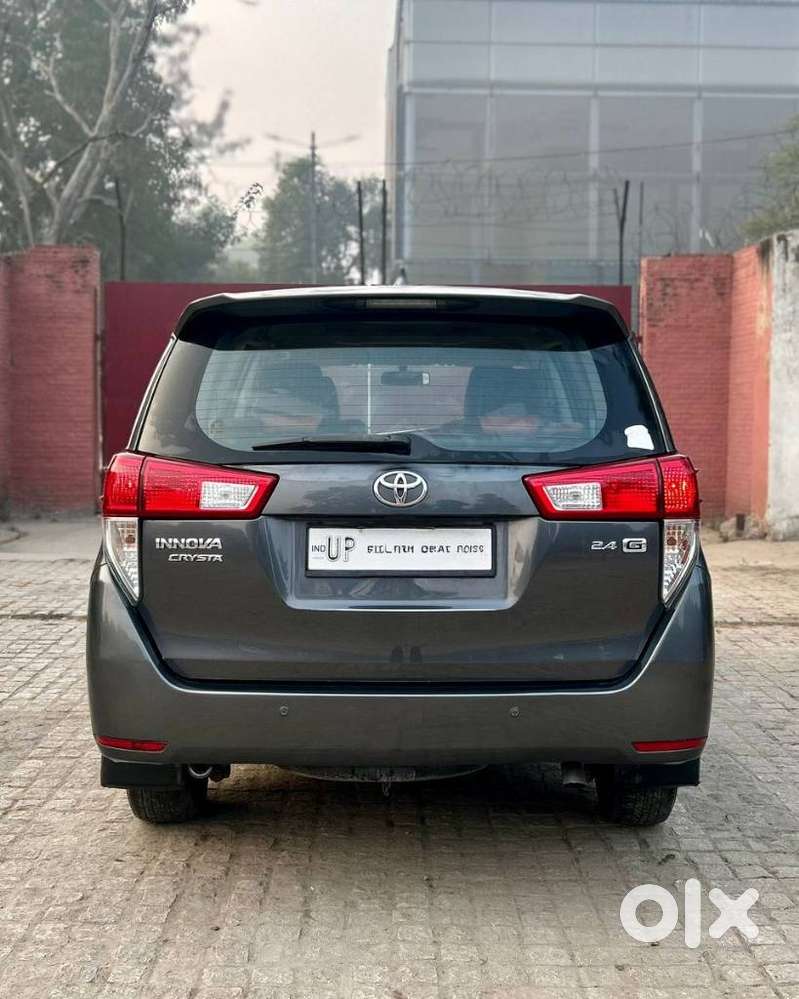 Toyota Innova Crysta 2.4 G Mt 7 Str, 2019, Diesel