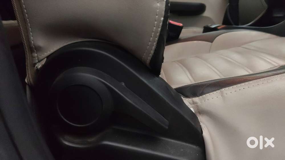 Tata Altroz 1.2 Xt, 2022, Petrol