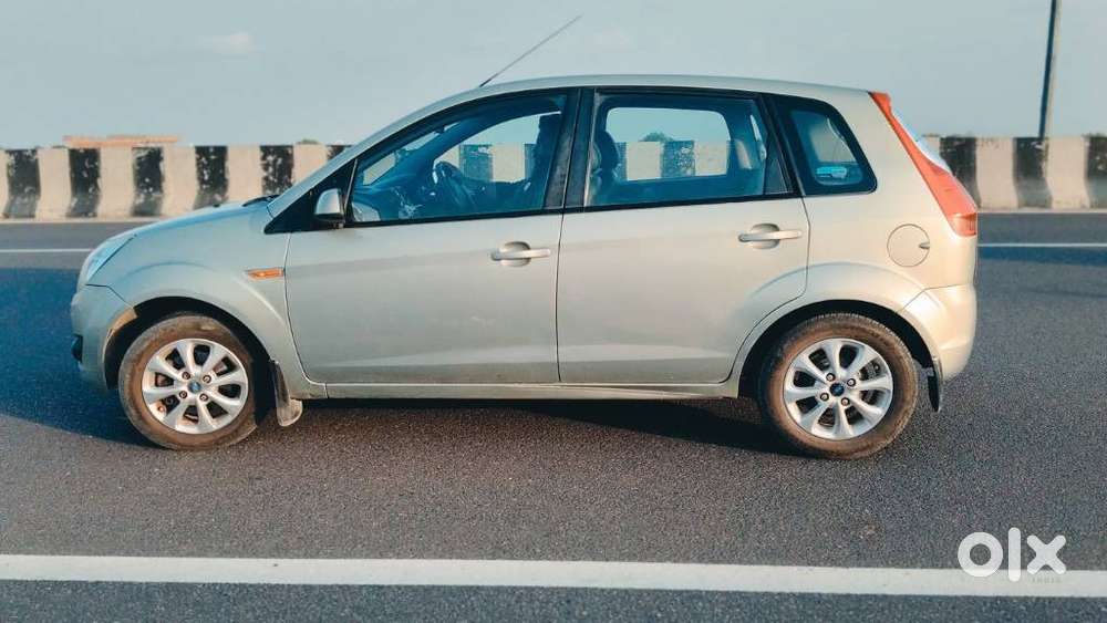 Ford Figo Diesel Titanium, 2012, Electric