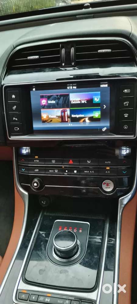 Jaguar Xe Prestige, 2016, Petrol