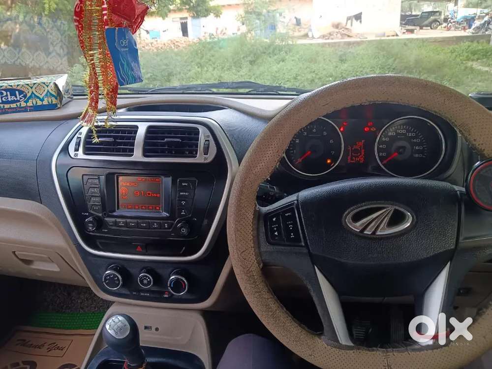 Mahindra Tuv 300 Diesel 2018 Variant
