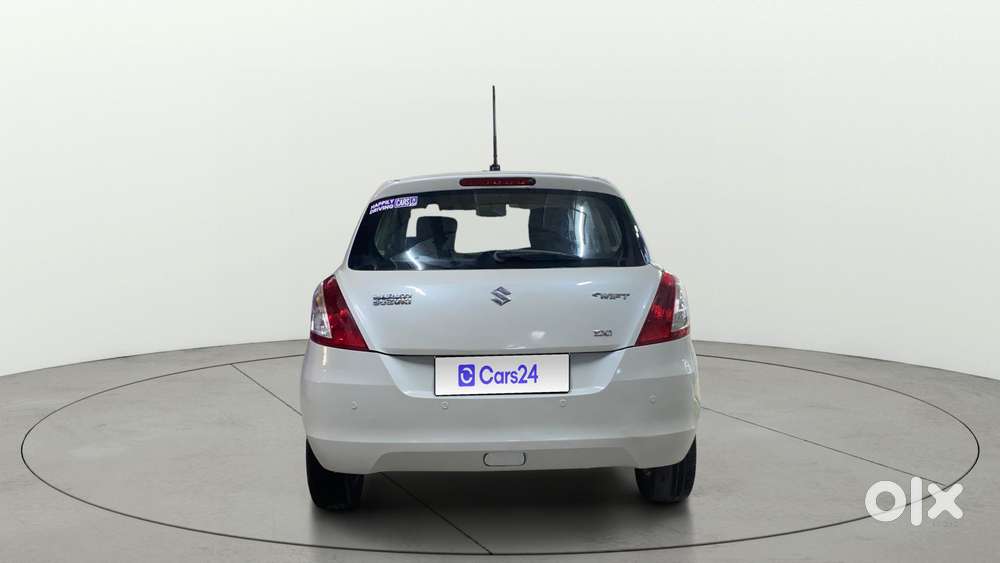 Maruti Suzuki Swift Zxi, 2015, Petrol
