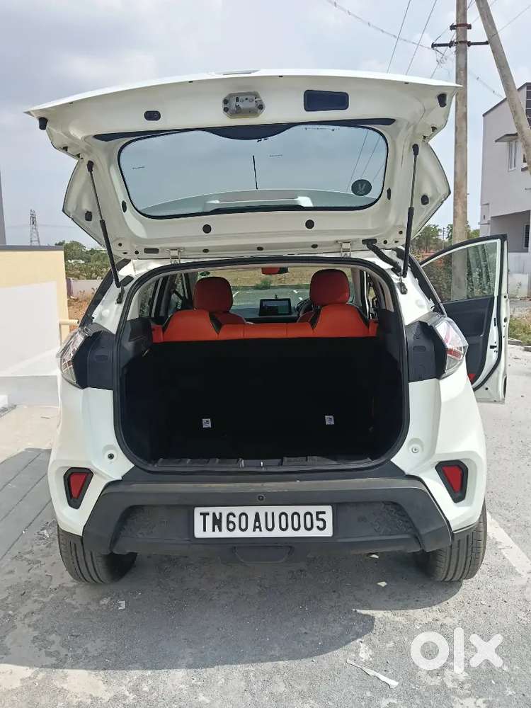 Tata Nexon Diesel 2020 4 Tyre New Company Service Record