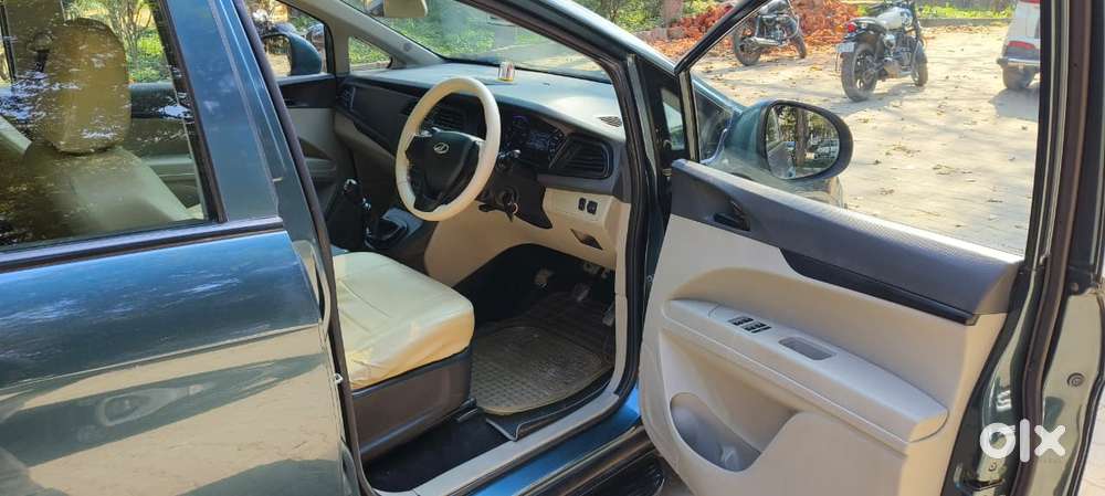 Mahindra Marazzo M2, 2018, Diesel