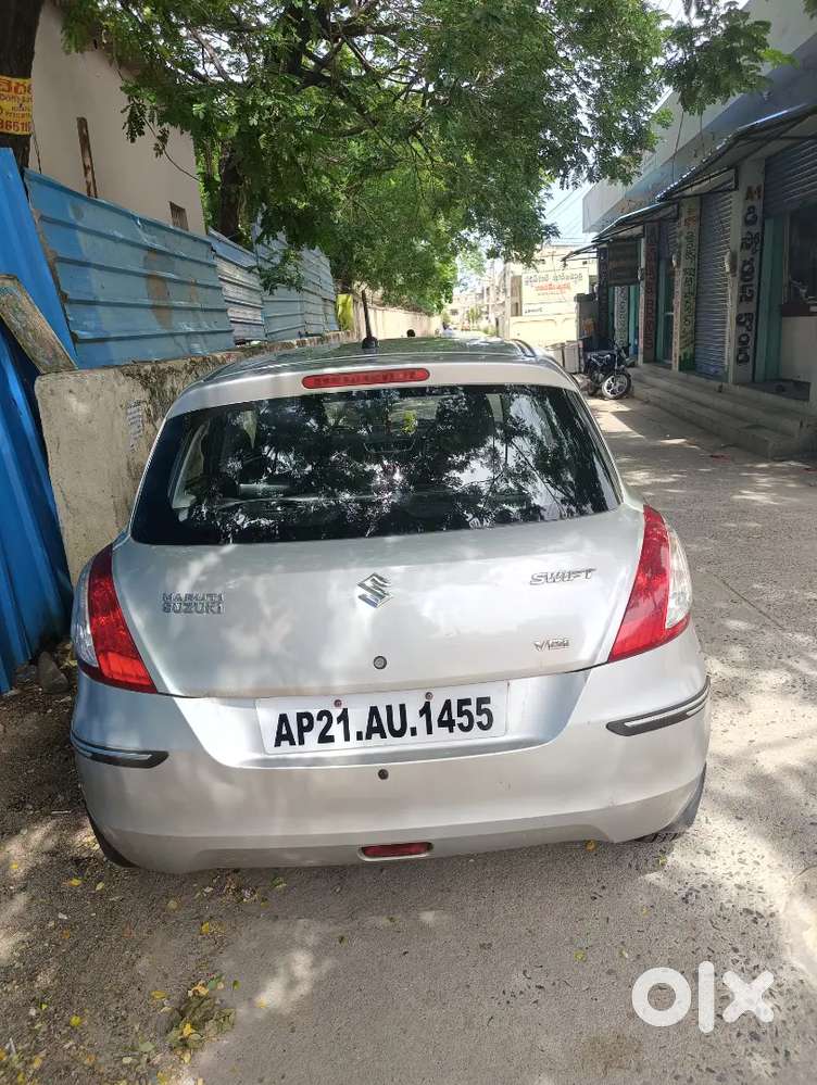 Maruti Suzuki Swift 2013 Diesel 140000 Km Driven