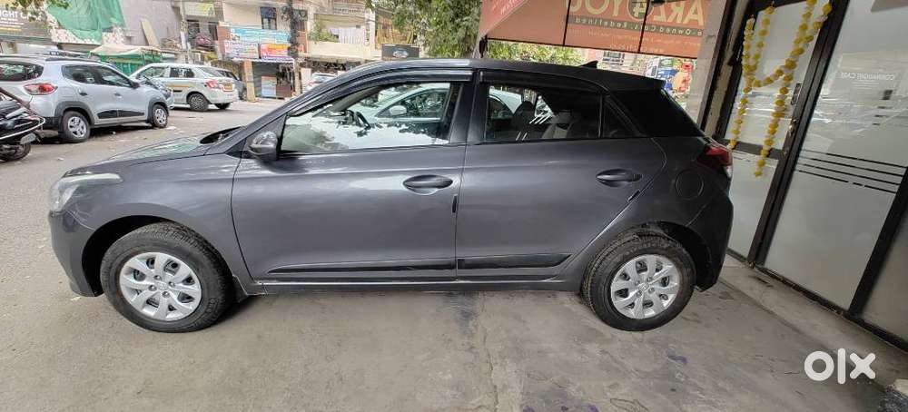 Hyundai Elite I20 Sportz (o) 1.2, 2016, Petrol