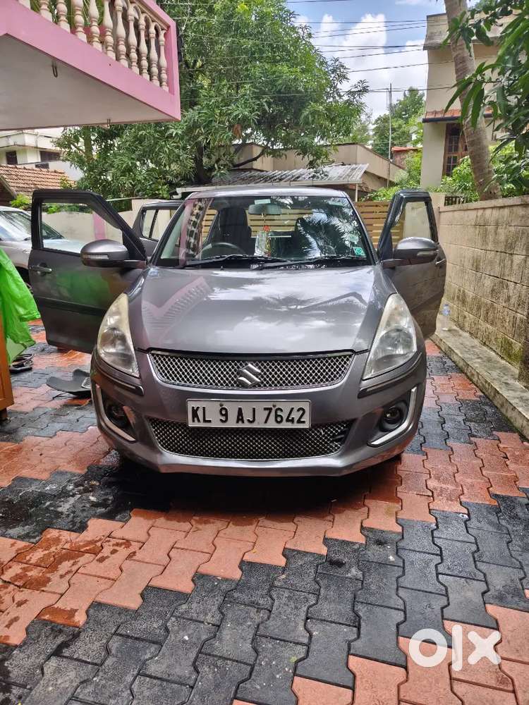 Maruti Suzuki Swift 2015 Vxi Abs