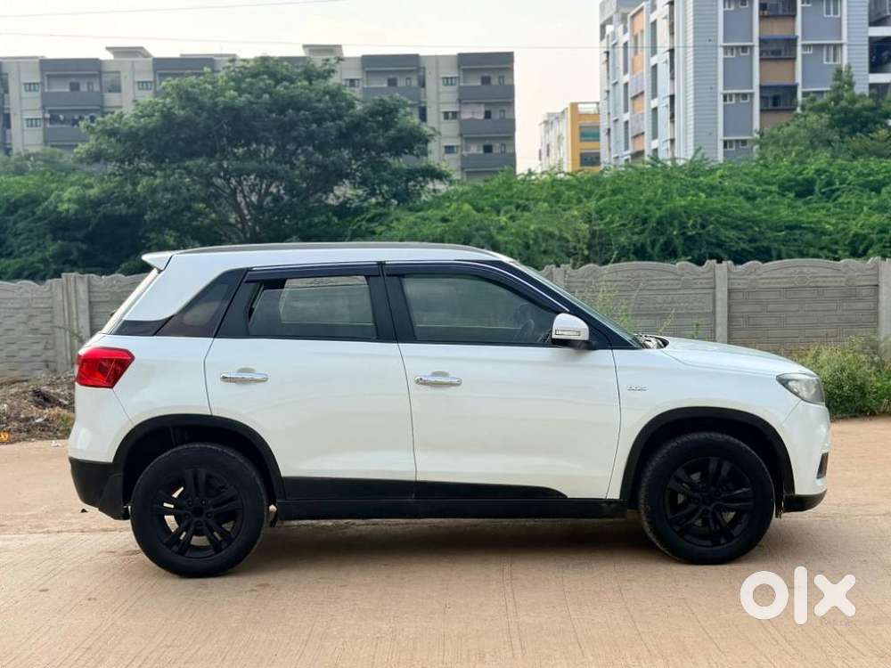 Maruti Suzuki Brezza Zdi+ Dual Tone, 2019, Diesel