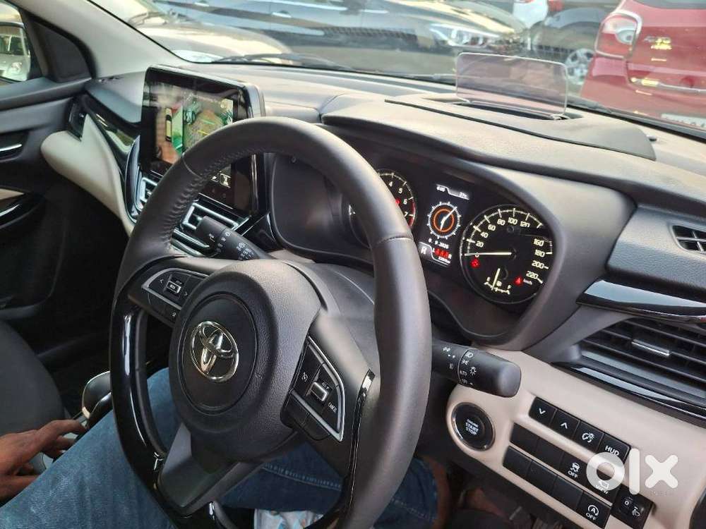 Toyota Glanza 1.2 V Amt, 2025