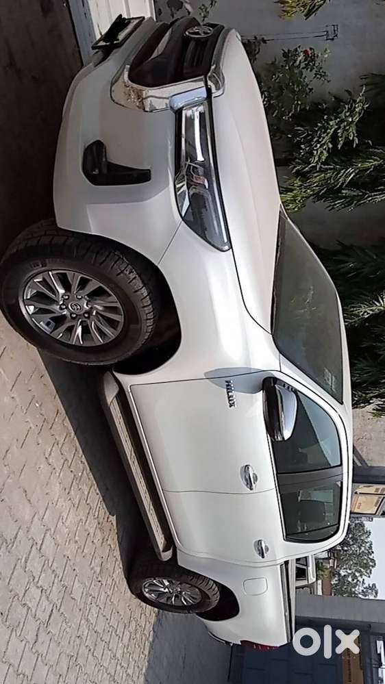Toyota Hilux 2024 Diesel 20500 Km Driven