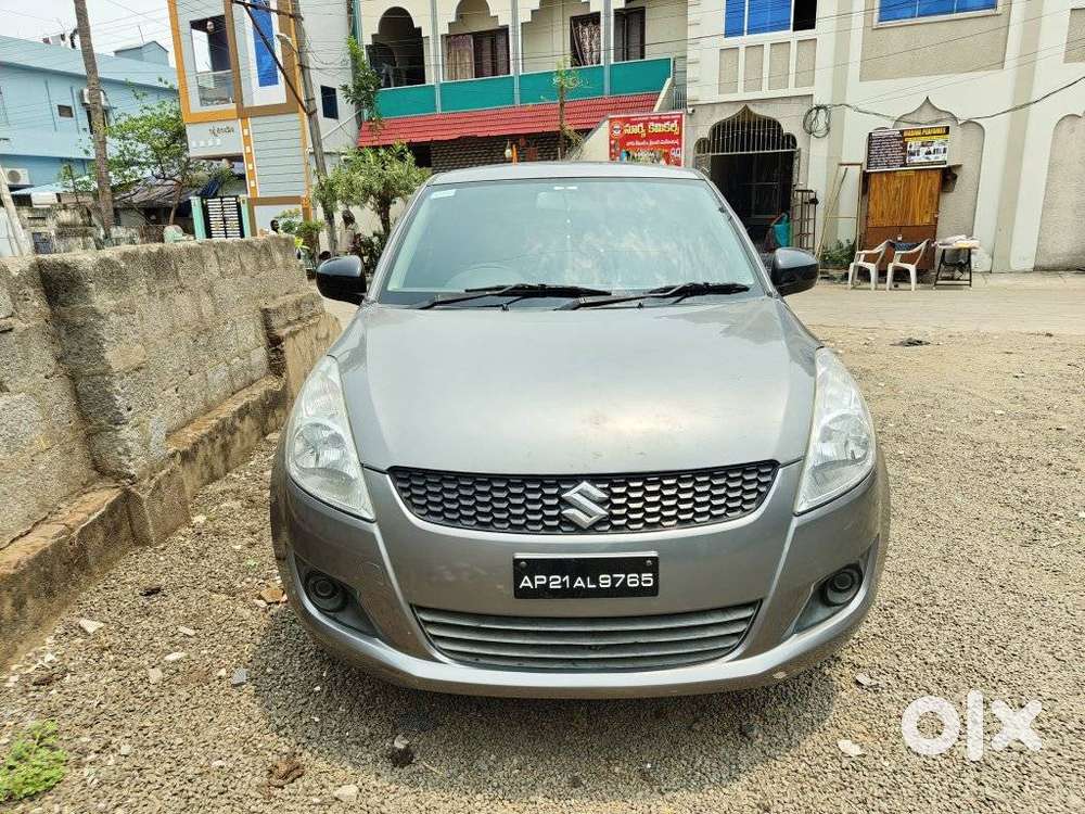 Maruti Suzuki Swift Lxi Optional-o, 2012, Petrol