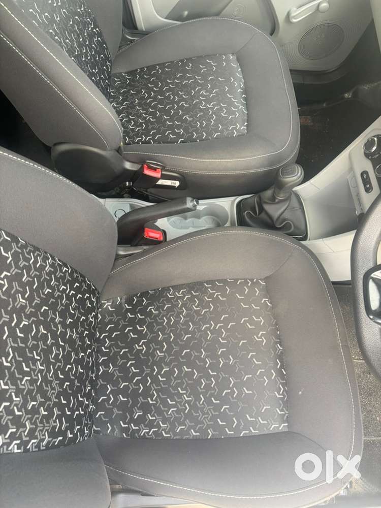 Tata Tiago Petrol 2024