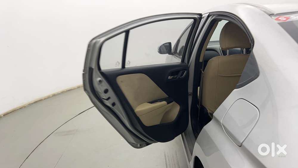 Honda City I-vtec V, 2017, Petrol