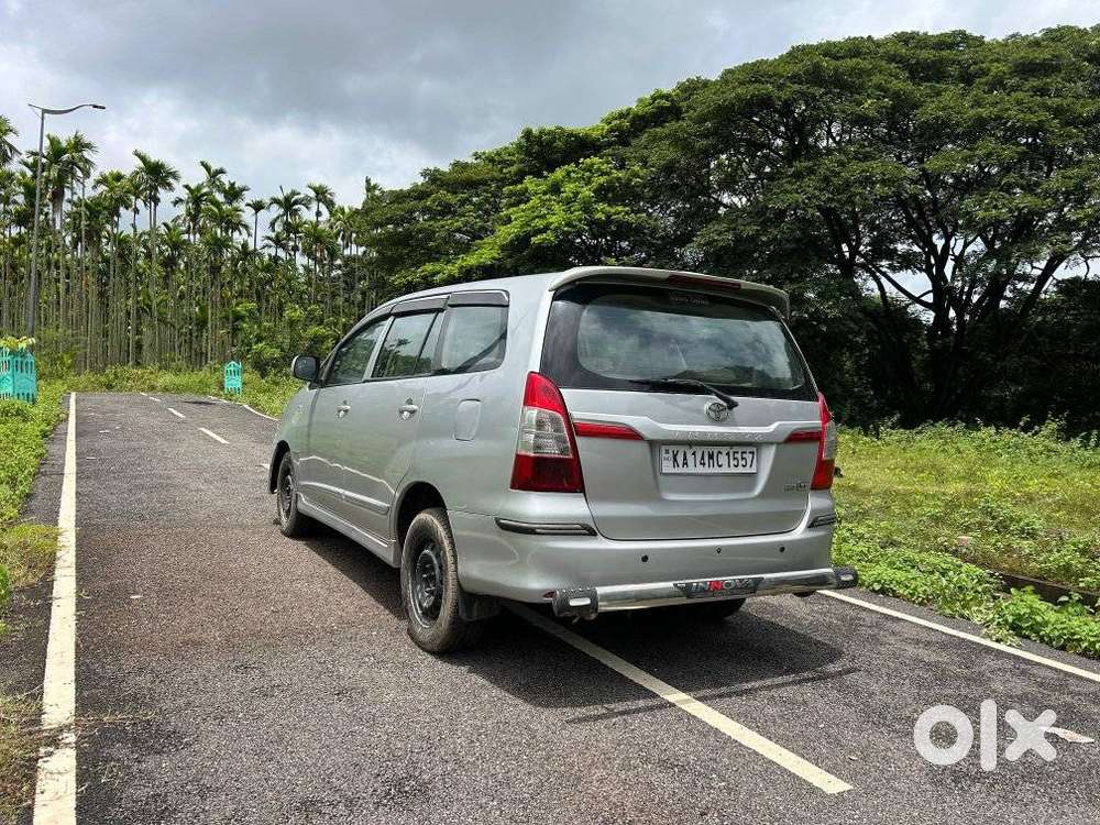 Toyota Innova 2.5 Gx 7 Str Bs-iii, 2014, Diesel