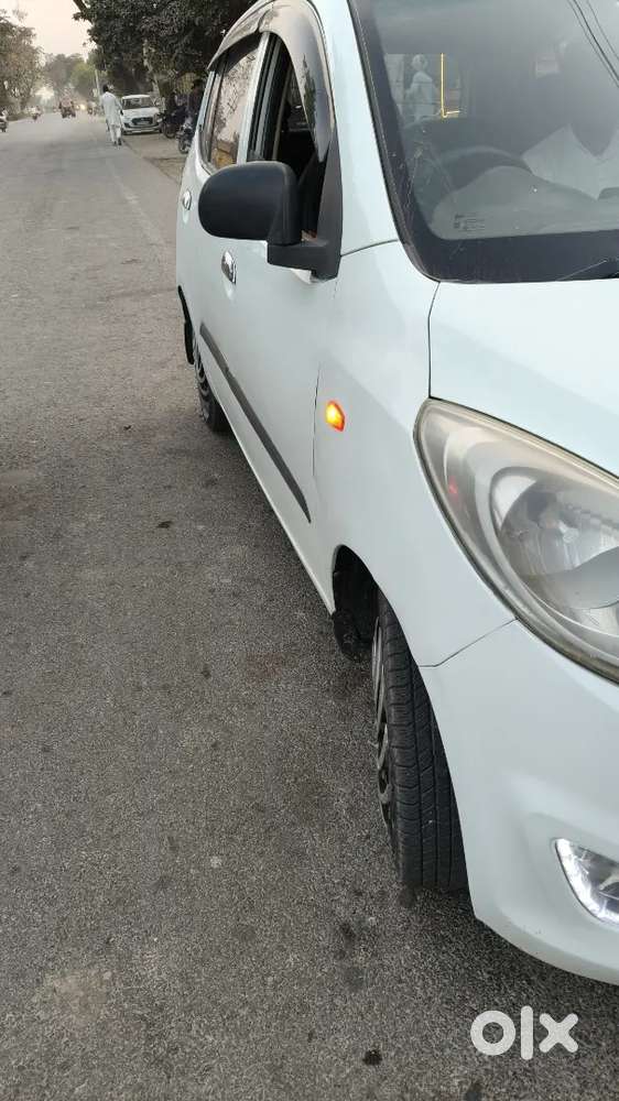 Hyundai I10 2012 Petrol 85000 Km Driven