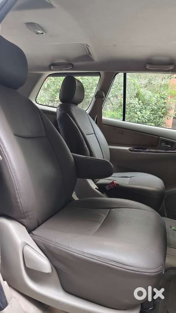 Toyota Innova [2013-2016] 2.5 V Diesel 7 Str, 2013, Diesel