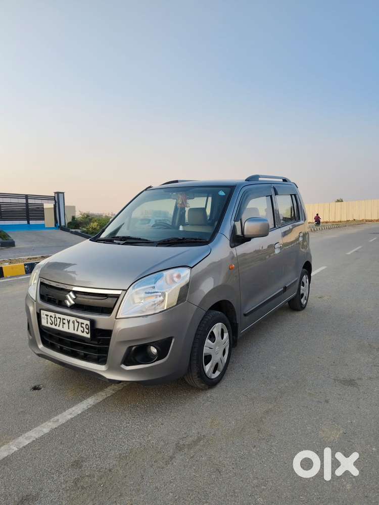 Maruti Suzuki Wagon R Vxi Amt1.2, 2017, Petrol