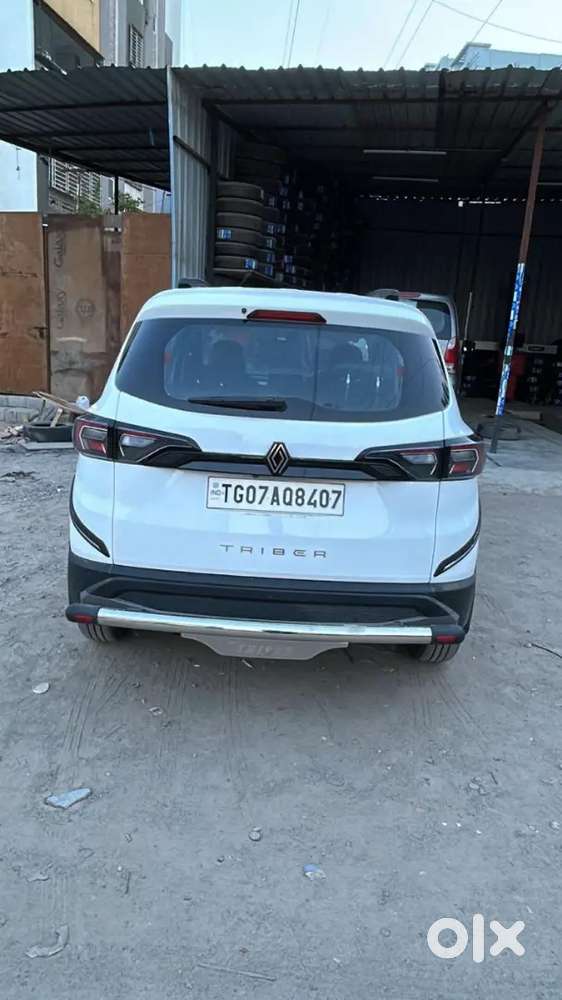Renault Triber 2026 Petrol 4999 Km Driven