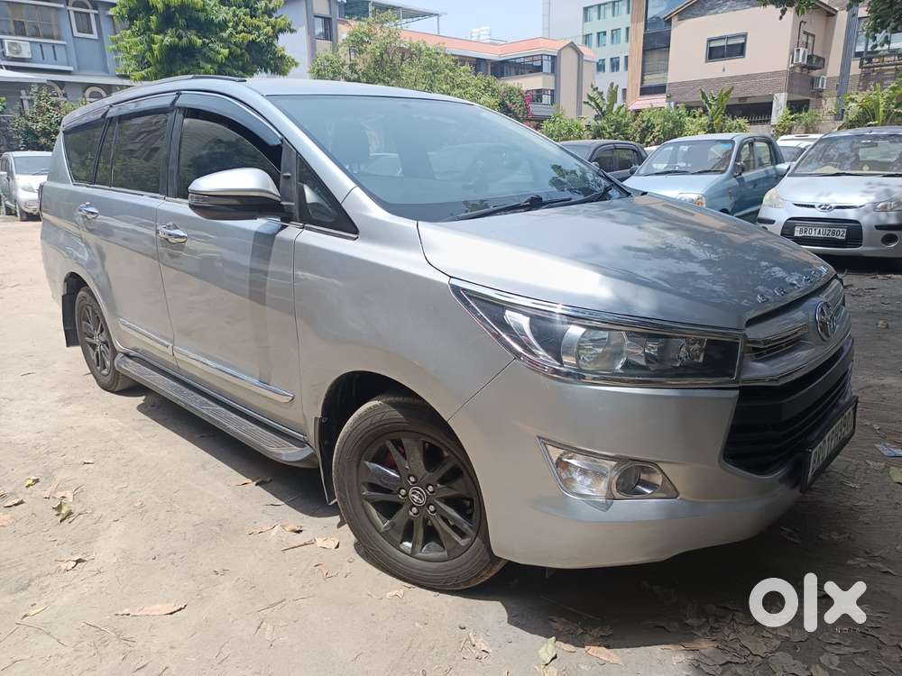 Toyota Innova Crysta 2.4 G Mt, 2017, Diesel