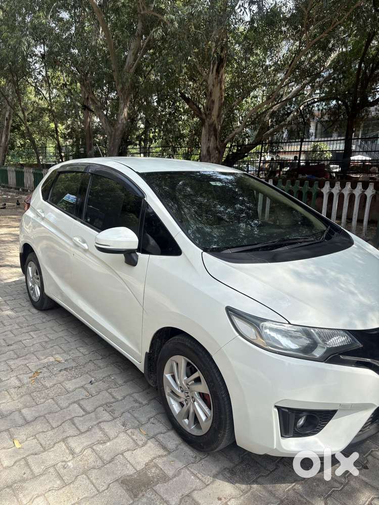 Honda Jazz V Automatic, 2016, Petrol