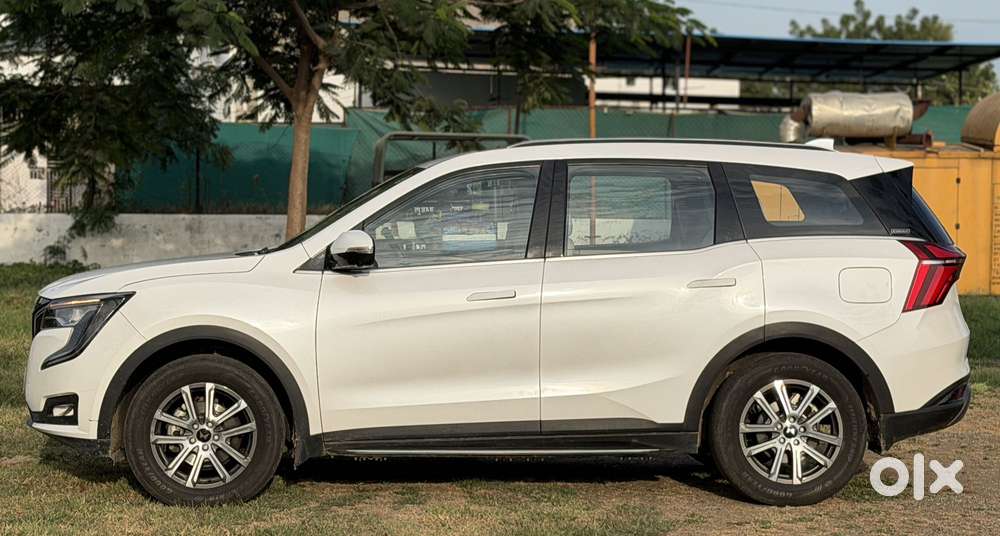 Mahindra Xuv700 2.2 Ax 7 Diesel Mt Luxury Pack Str, 2024, Diesel