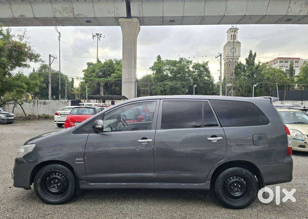Toyota Innova 2.5 G (diesel) 7 Seater, 2011, Diesel