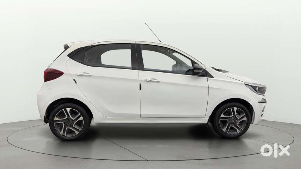 Tata Tiago Xza Plus, 2022, Petrol