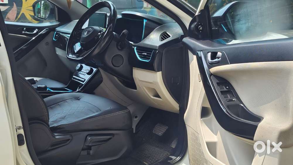 Tata Nexon Ev Xz Plus, 2022, Electric