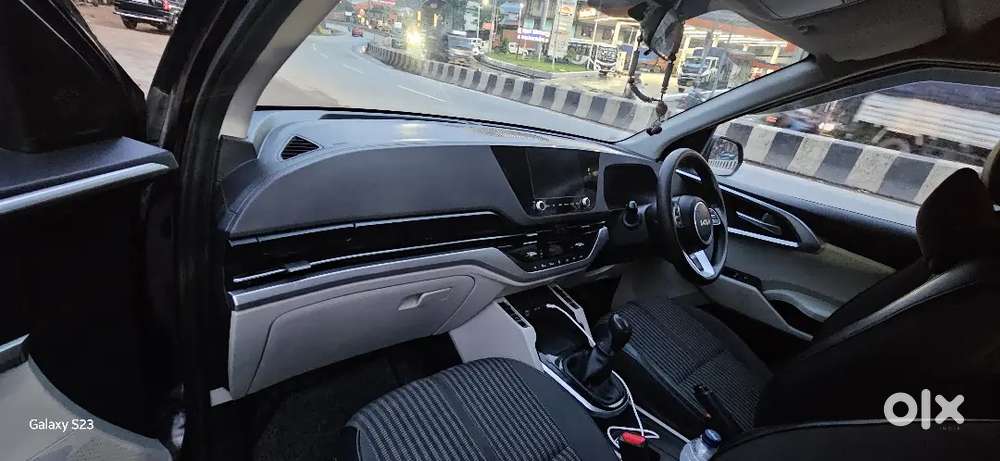 Kia Carens Prestige 2022