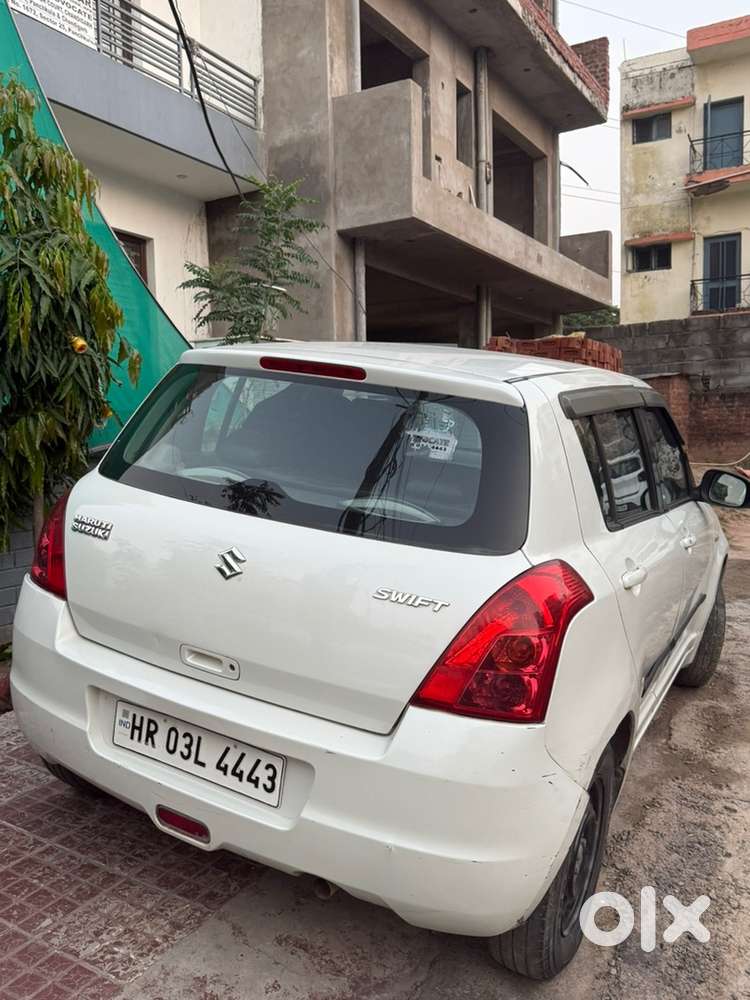 Maruti Suzuki Swift 2010 Car