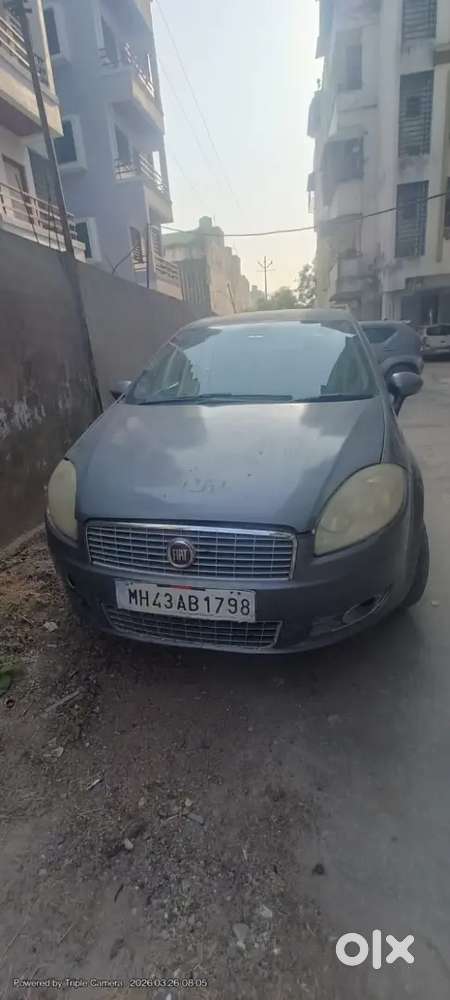 Fiat Linea Emotion 2010 Model