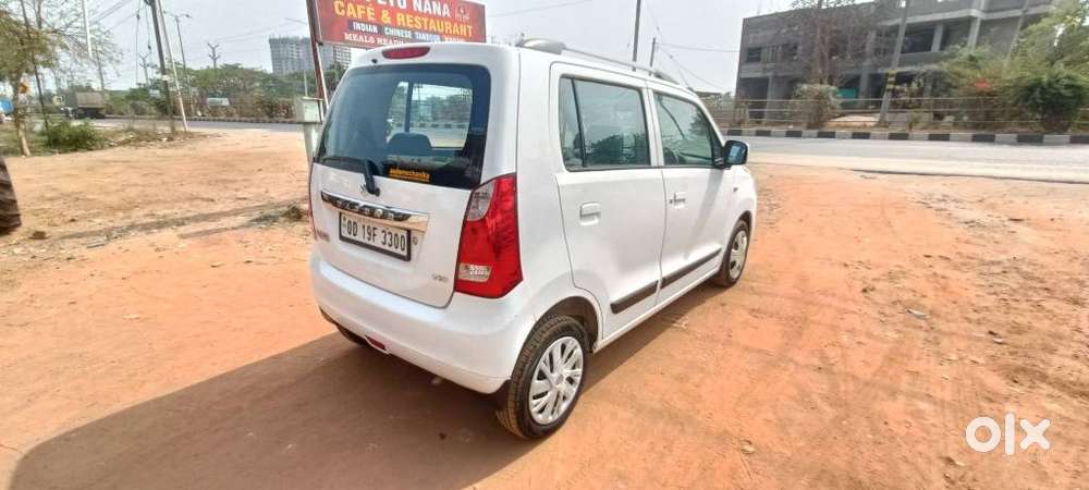 Maruti Suzuki Wagon R Vxi Optional, 2015, Petrol