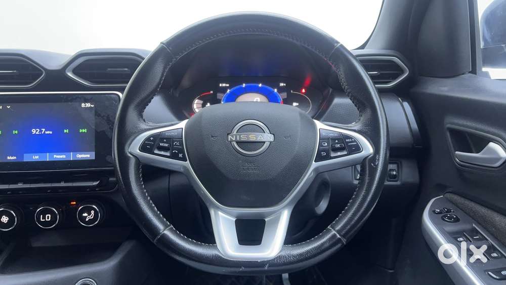 Nissan Magnite 1.0 Xv Premium Turbo Cvt, 2021, Petrol