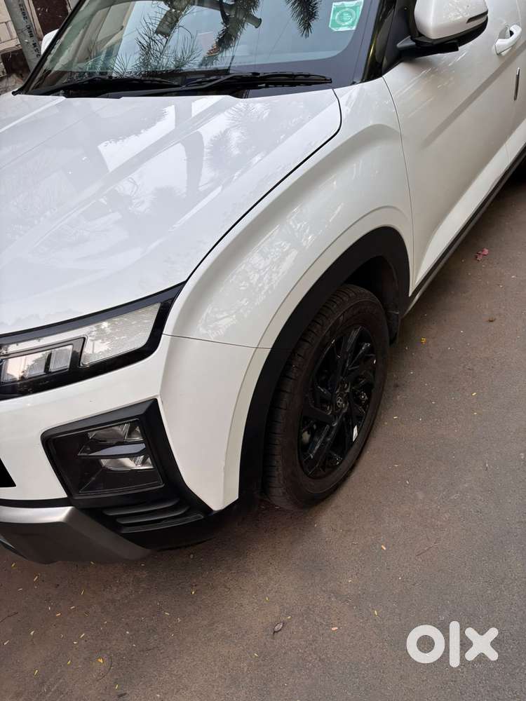 Hyundai Creta 1.5 Sx (o) Ivt Petrol, 2025, Petrol