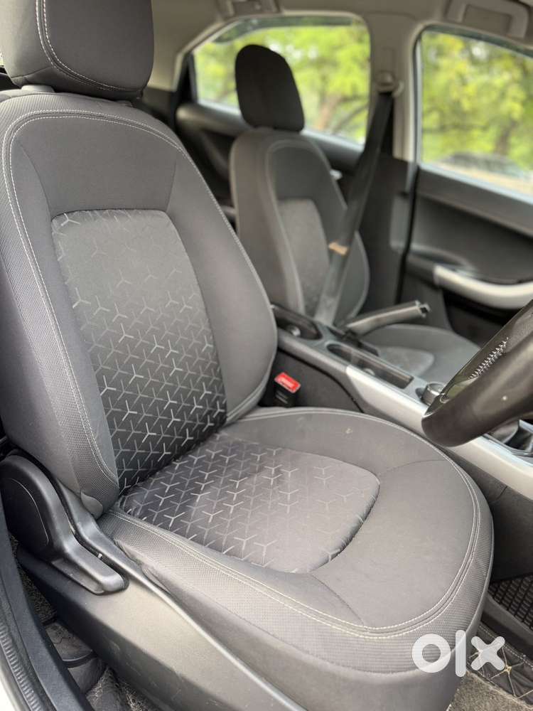 Tata Nexon 1.2 Revotron Xm (s), 2020, Petrol