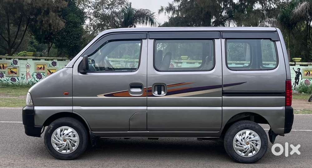 Maruti Suzuki Eeco 5 Str Ac (o), 2022, Petrol