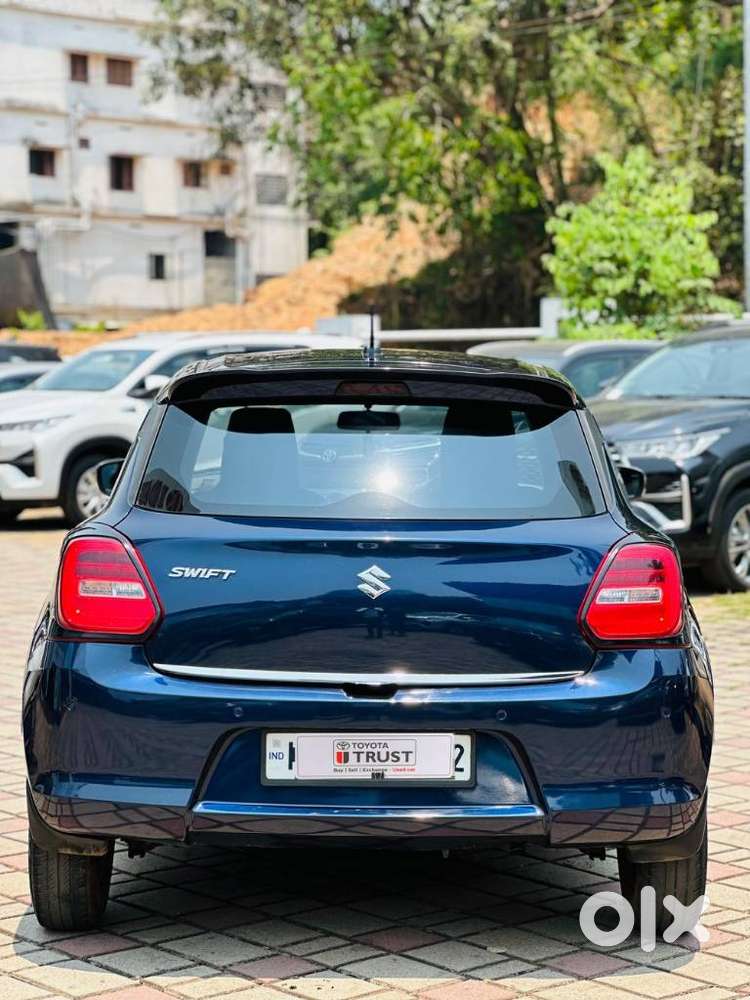 Maruti Suzuki Swift 1.2 Vxi (o), 2022, Petrol