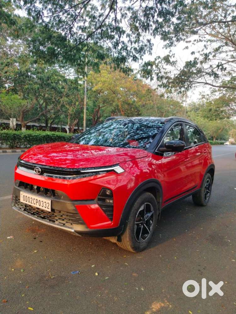 Tata Nexon, 2023, Petrol