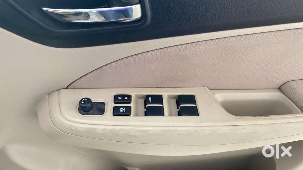 Maruti Suzuki Swift Dzire Amt Vxi, 2019, Petrol