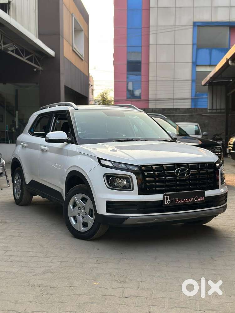 Hyundai Venue Sx, 2022, Petrol
