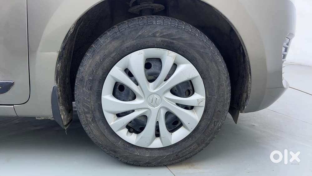 Maruti Suzuki Swift Amt Vvt Vxi, 2021, Petrol